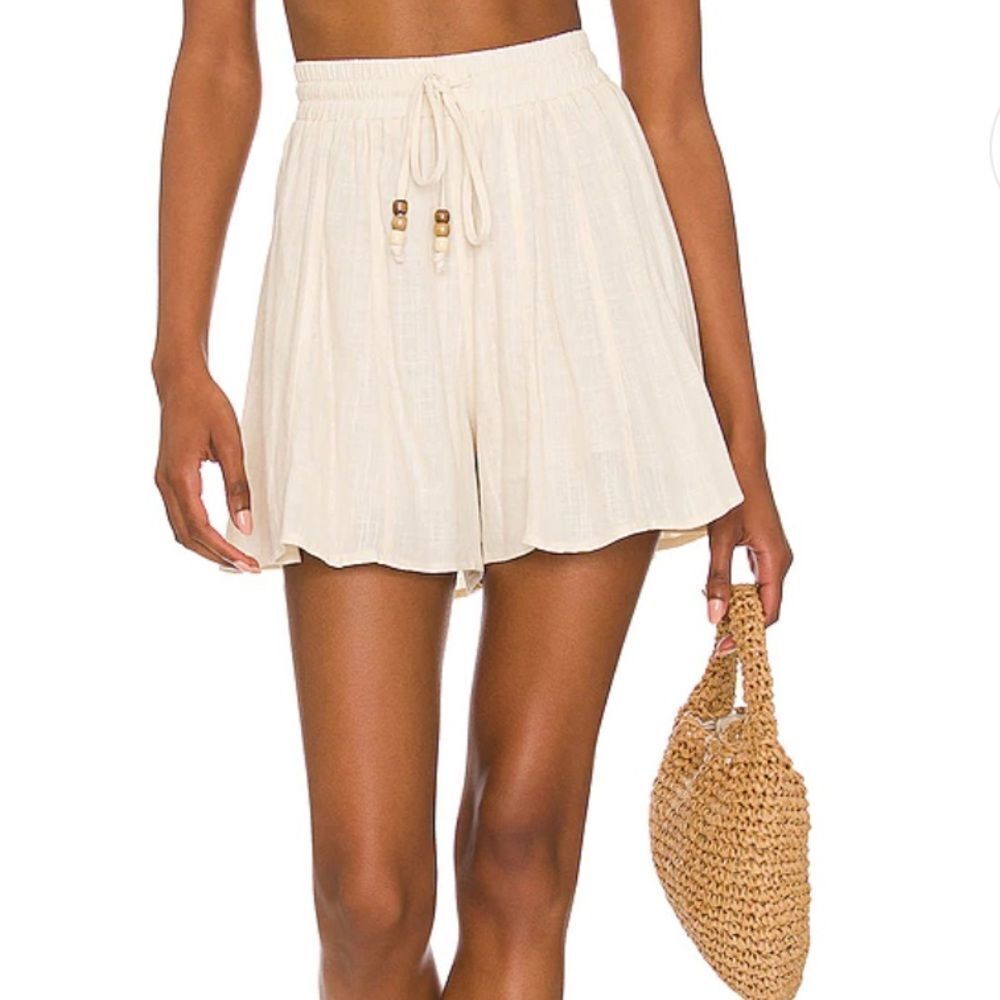 Heartloom Delaney Short in Bisque